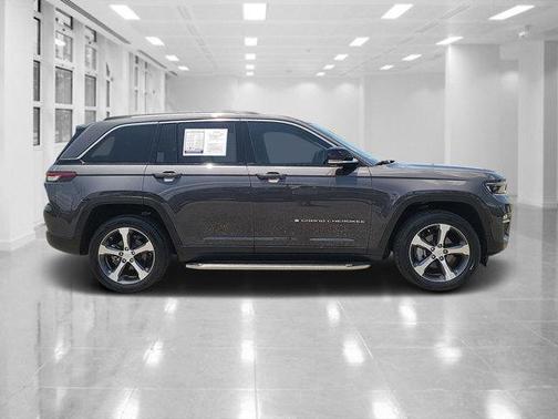 2023 Jeep Grand Cherokee Limited X