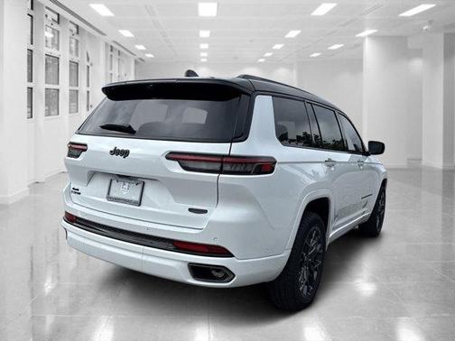 2025 Jeep Grand Cherokee L Summit Reserve