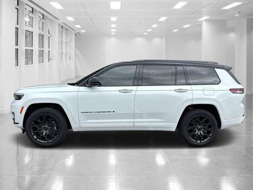 2025 Jeep Grand Cherokee L Summit Reserve