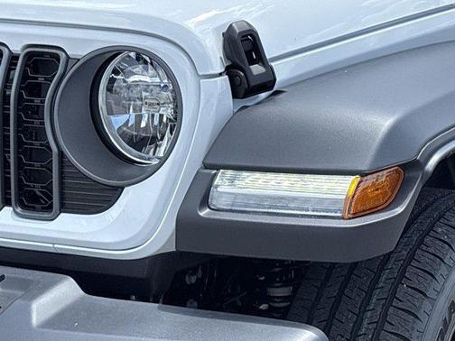 2025 Jeep Wrangler 4xe Sport S