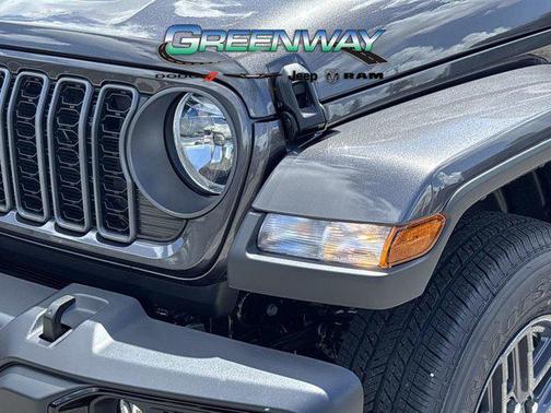 2025 Jeep Gladiator Sport S