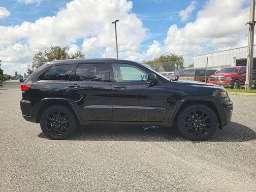 2018 Jeep Grand Cherokee Altitude