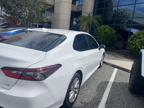 2022 Toyota Camry LE
