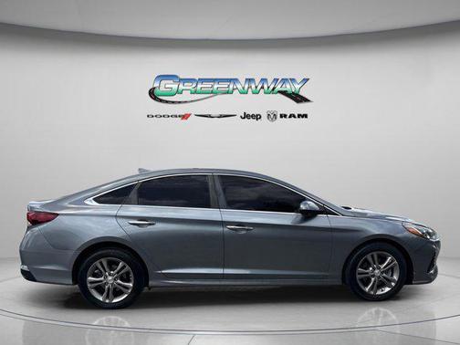 2018 Hyundai SONATA SEL