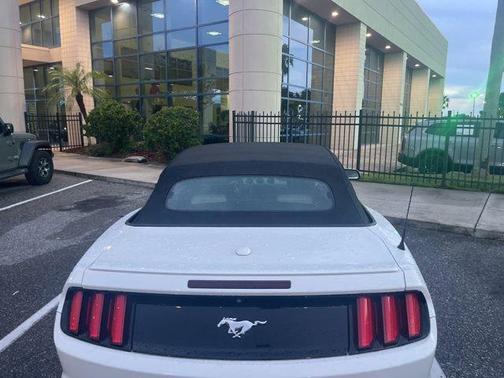 2015 Ford Mustang EcoBoost Premium