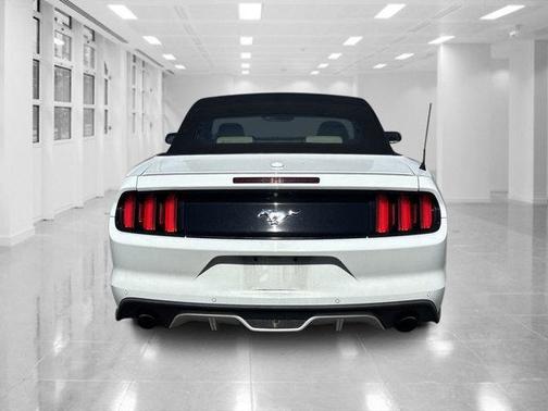 2015 Ford Mustang EcoBoost Premium