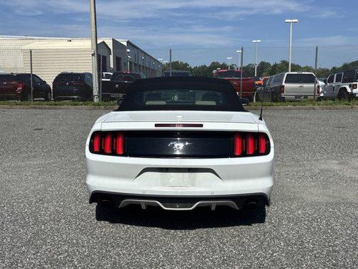 2015 Ford Mustang EcoBoost Premium