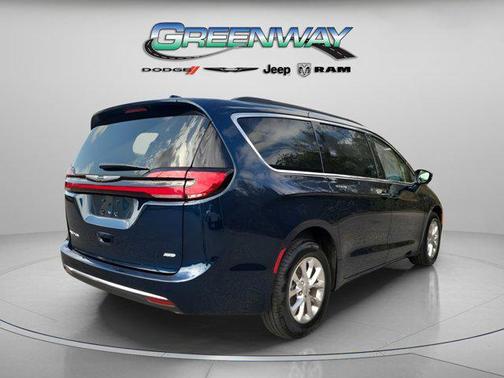 Fathom Blue Pearlcoat 2022 Chrysler Pacifica Touring L