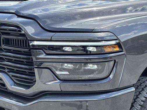 2025 RAM 2500 Laramie Crew Cab 4x4 6'4' Box
