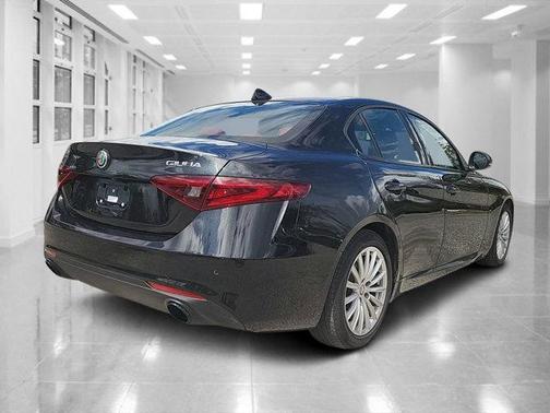 2022 Alfa Romeo Giulia Sprint