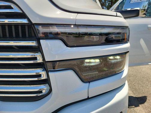 2025 RAM 2500 Laramie Crew Cab 4x4 6'4' Box