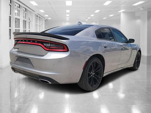 2017 Dodge Charger SXT