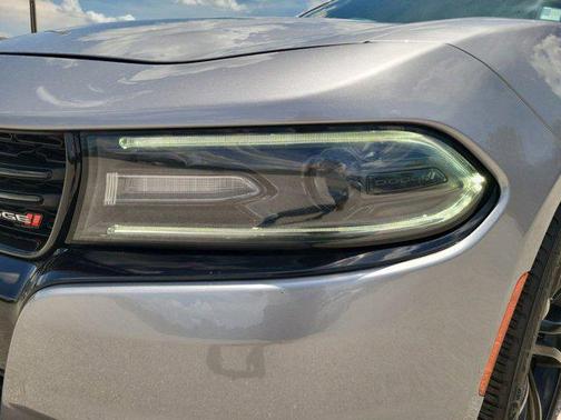2017 Dodge Charger SXT