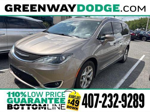 2017 Chrysler Pacifica Touring-L