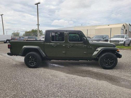 2022 Jeep Gladiator Sport S