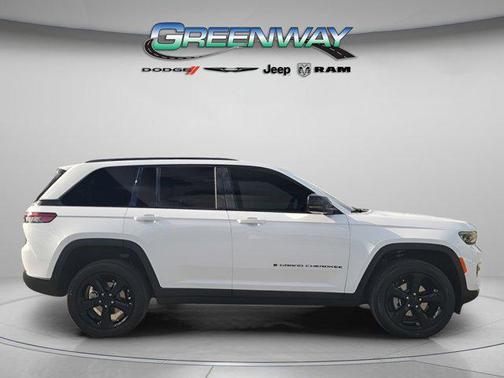 2025 Jeep Grand Cherokee Altitude