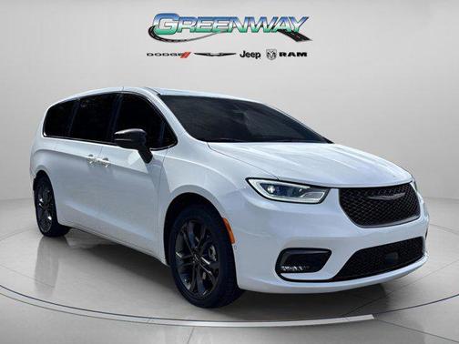 2026 Chrysler Pacifica L