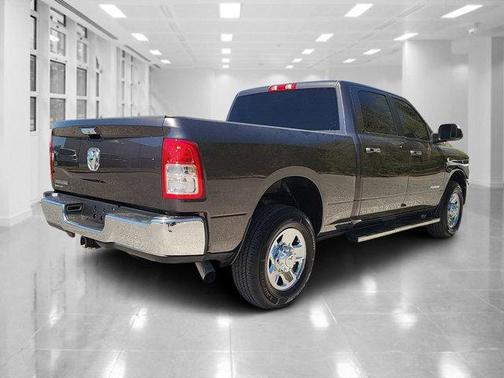 2019 RAM 2500 Big Horn Crew Cab 4x2 6'4' Box