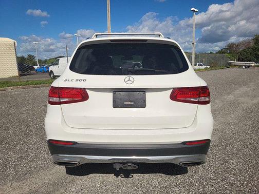 2016 Mercedes-Benz GLC 300 Base
