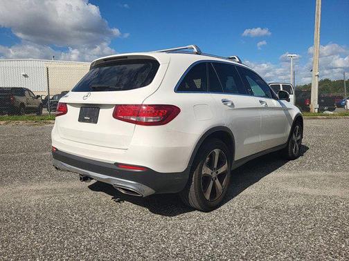 2016 Mercedes-Benz GLC 300 Base