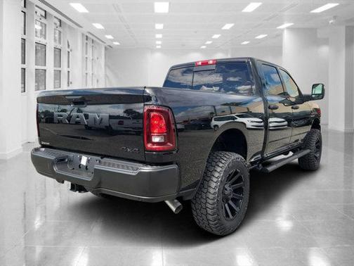 2025 RAM 2500 Tradesman Crew Cab 4x4 6'4' Box