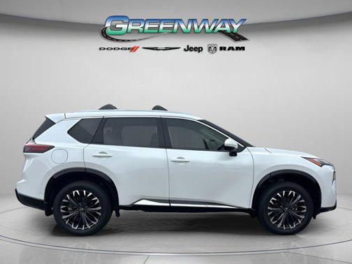 2025 Nissan Rogue Platinum