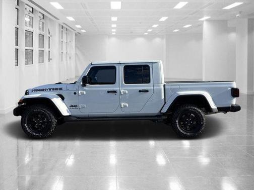 2025 Jeep Gladiator High Tide