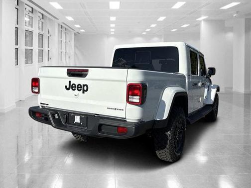 2025 Jeep Gladiator High Tide