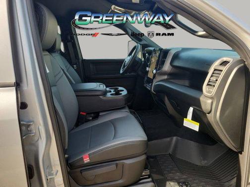 2026 RAM 2500 Tradesman Crew Cab 4x4 6'4' Box