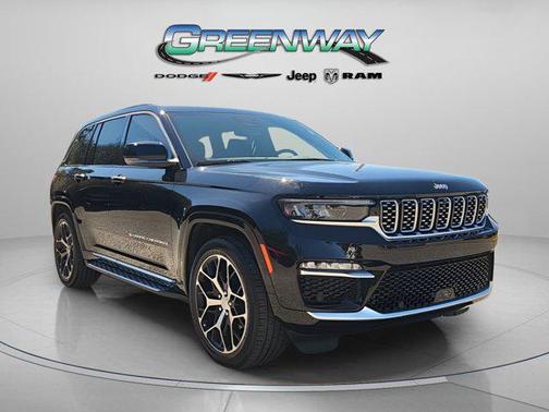 2024 Jeep Grand Cherokee Summit