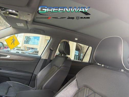 2024 Volkswagen Atlas 2.0T SEL Premium R-Line 4MOTION