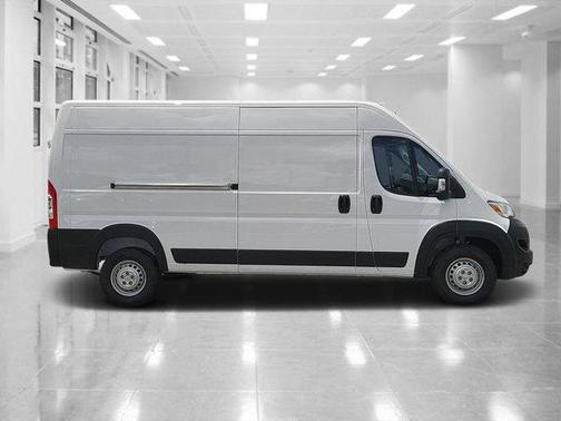 2025 RAM ProMaster 2500 Tradesman