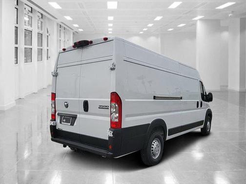 2025 RAM ProMaster 1500 Low Roof
