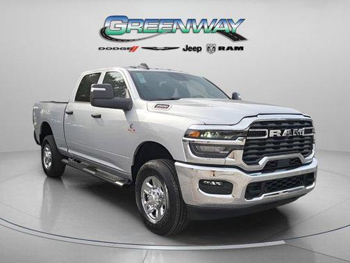 2026 RAM 2500 Tradesman Crew Cab 4x4 6'4' Box