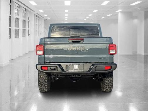 2025 Jeep Gladiator High Tide
