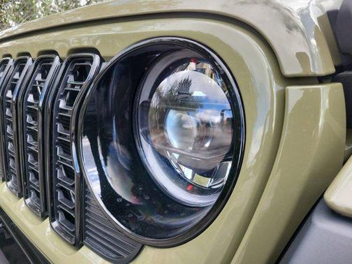 2025 Jeep Wrangler 4xe Willys