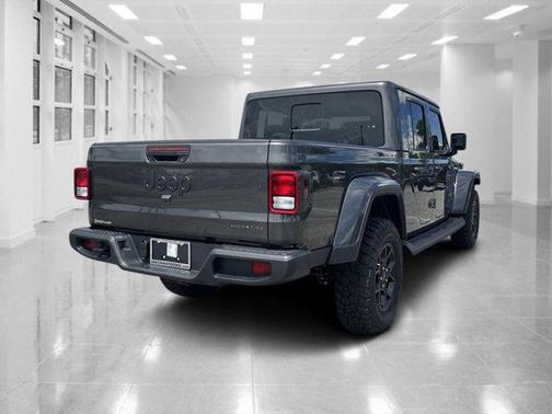 2025 Jeep Gladiator High Tide