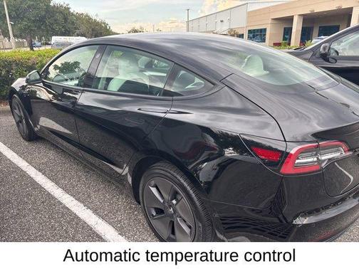 2022 Tesla Model 3 Standard Range