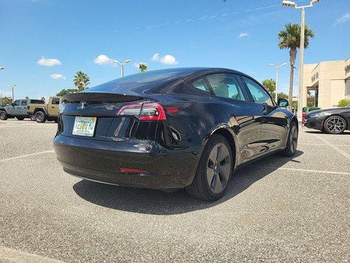 2022 Tesla Model 3 Standard Range