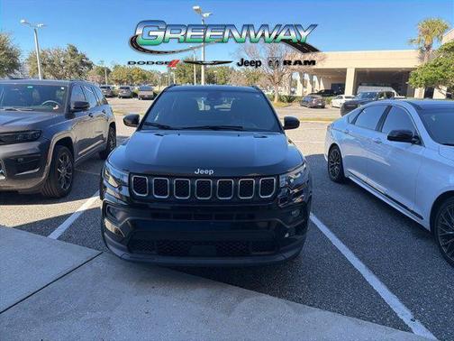 2023 Jeep Compass Latitude Lux