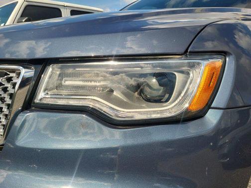 2019 Jeep Grand Cherokee Overland