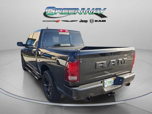 Brilliant Black Crystal Pearlcoat 2017 RAM 1500 Night Crew Cab 4x2 5'7' Box