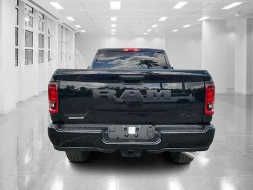 2025 RAM 2500 Big Horn Crew Cab 4x4 6'4' Box