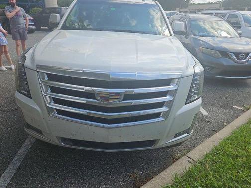 2017 Cadillac Escalade ESV Premium Luxury