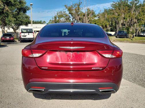 2015 Chrysler 200 C