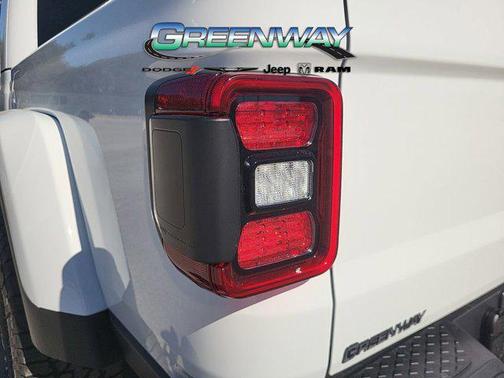 2026 Jeep Gladiator Mojave 4x4