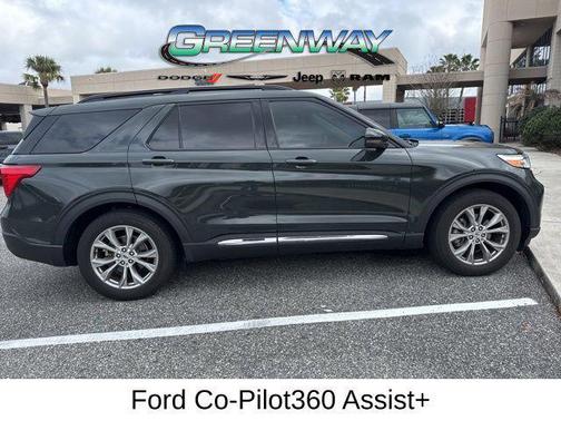 2024 Ford Explorer XLT