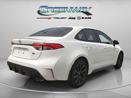 Ice Cap 2025 Toyota Corolla SE