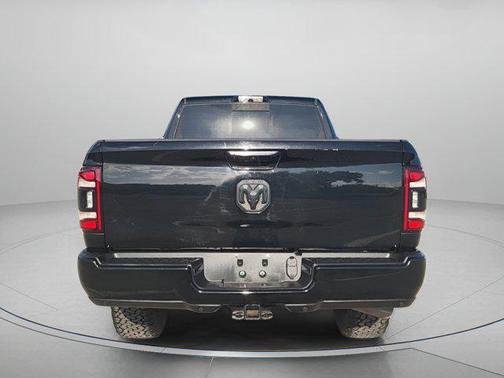 2020 RAM 2500 Laramie Crew Cab 4X4 6'4' Box