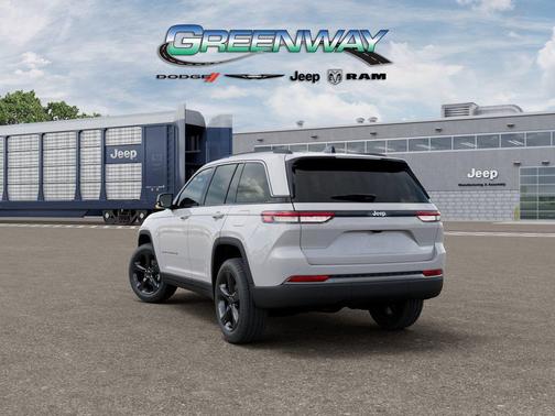 Bright White Clearcoat 2026 Jeep Grand Cherokee Limited